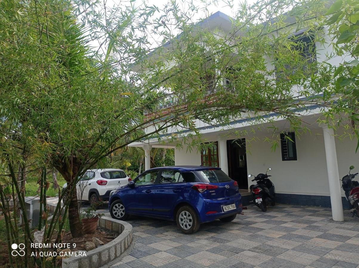 Aqua Green Home Stay Mundrothuruth Exterior photo
